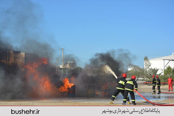 گزارش تصویری از برگزاری مانور سازمان آتش نشانی و خدمات ایمنی شهرداری بندر بوشهر