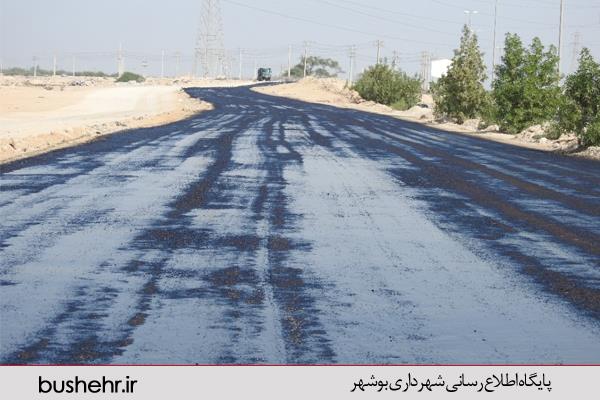 گذر دسترسی به آرامستان وادی الرحمه شهر بوشهر قیرپاش شده و بزودی این مسیر آسفالت می‌شود.