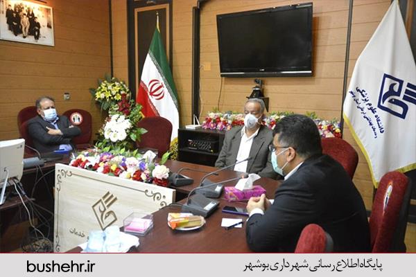 تجلیل شورای شهر و شهرداربندر بوشهر از تلاش‎های کادر درمان / اهدا لوح شهروند افتخاری به رئیس دانشگاه علوم پزشکی